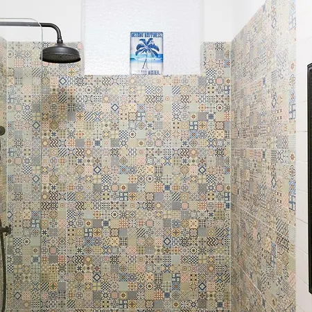 Amazing Old Town Chill Out *